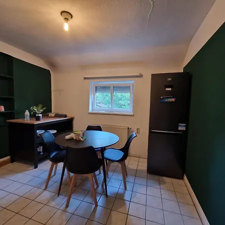 Schoene Wohnung Mit 6 Einzelbetten, Geeignet Fuer Monteure Winnenden Extérieur photo