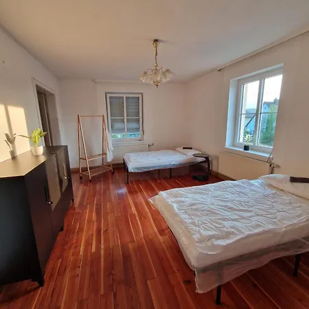 Schoene Wohnung Mit 6 Einzelbetten, Geeignet Fuer Monteure Winnenden Extérieur photo