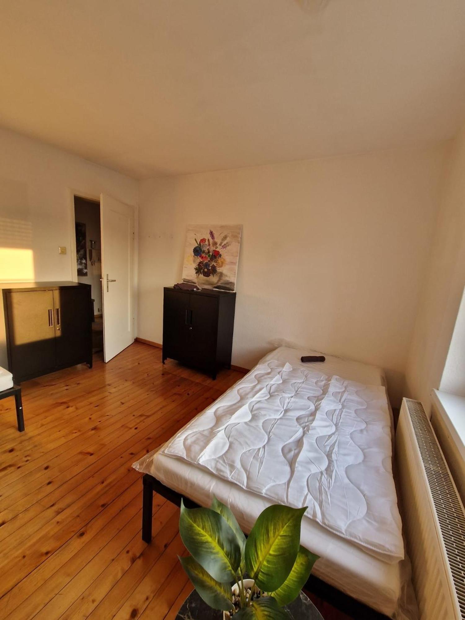 Schoene Mit 6 Einzelbetten, Geeignet Fuer Monteure Appartement